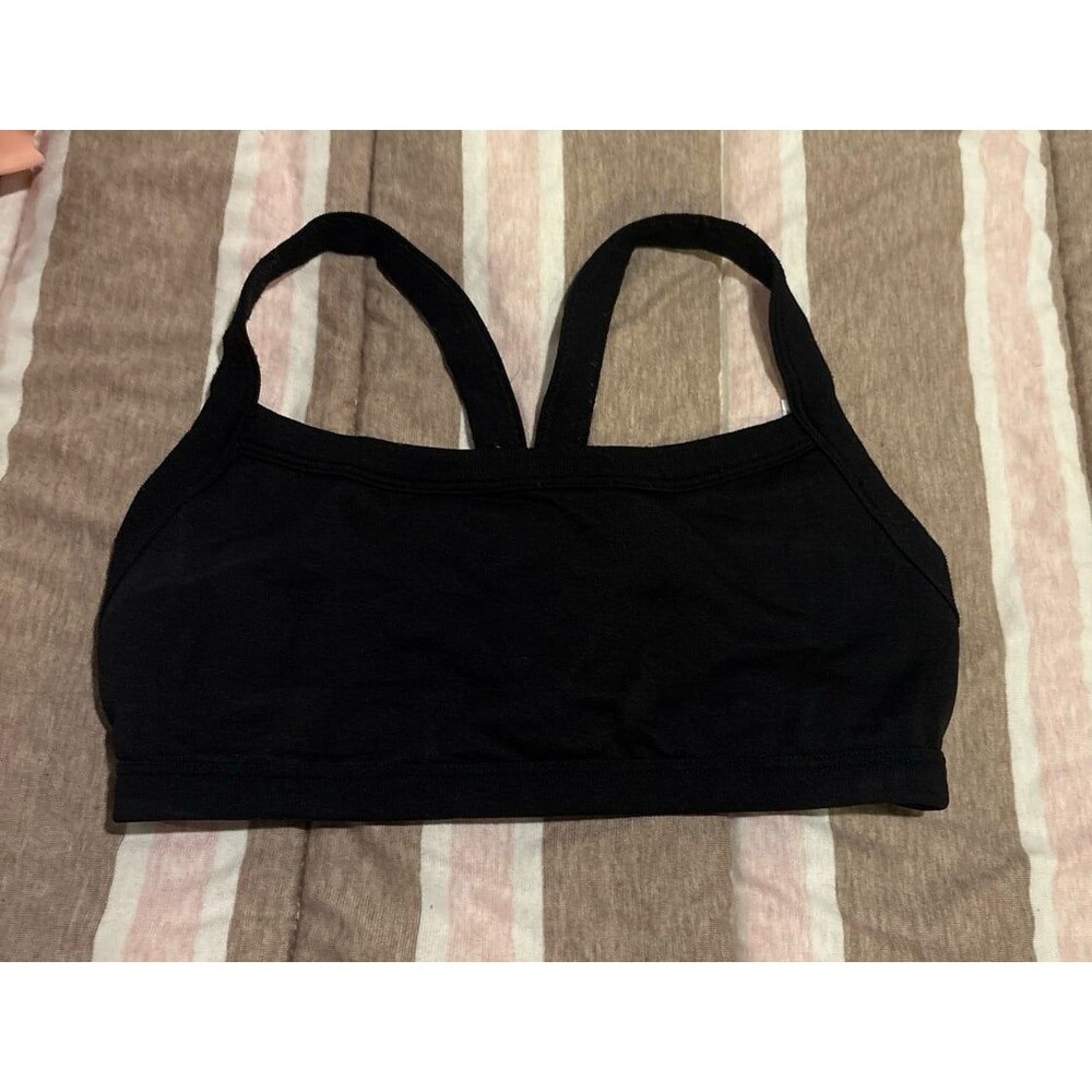 Black sports bra
